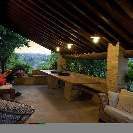 Frances' Lodge Relais